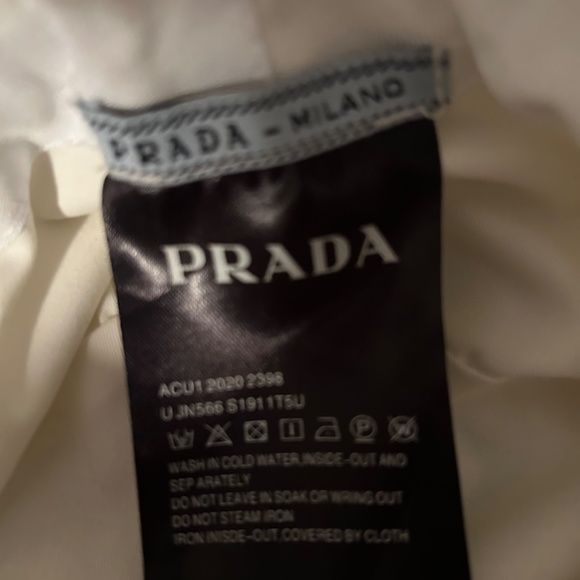 Prada bucket hat - Picture 2 of 4